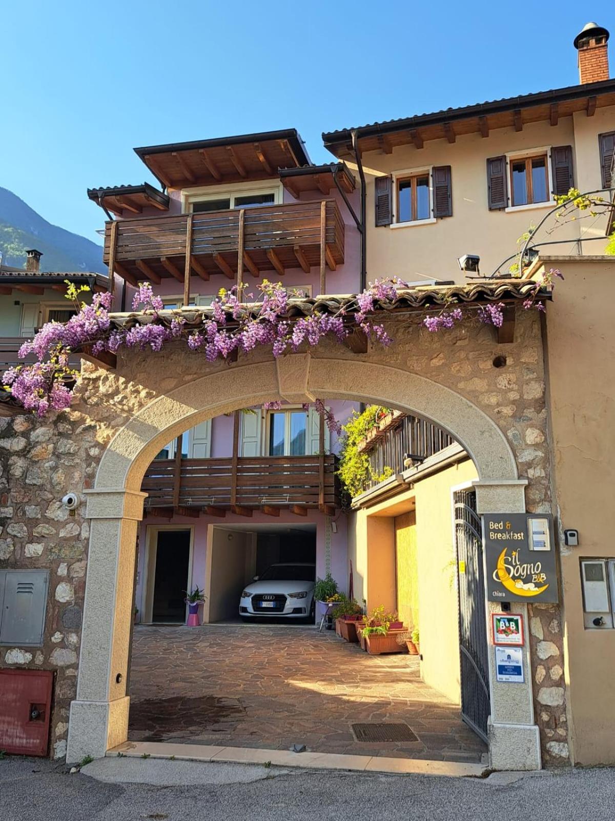 Il Sogno Bed & Breakfast Avio Luaran gambar